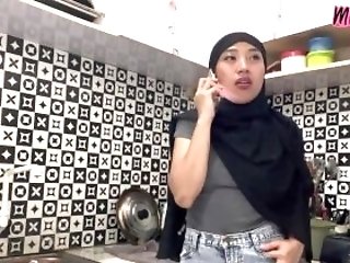 Muslim Mom Visit Rubdown Shop, Massagist Wanna Intercourse Sliding His Dick