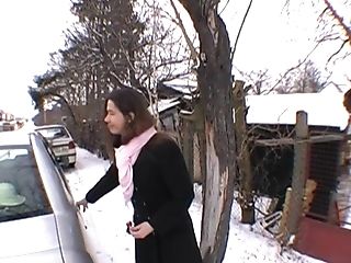 Inexperienced Home Vid Of Lengthy Hair Manuela D Providing A Tugjob