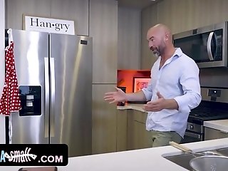 Petite Supple Mega-slut Gets Her Cootchie Opened Up By Muscular Stranger In His Kitchen